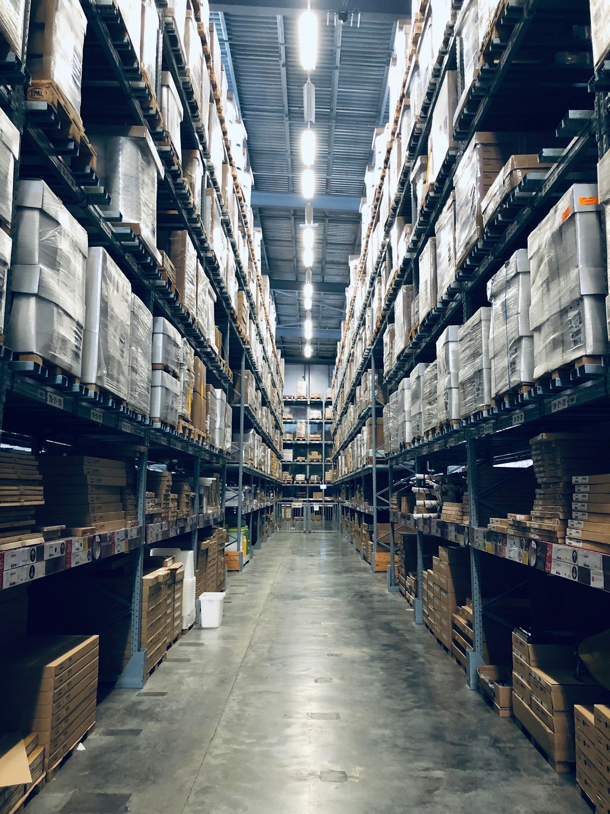 仓库 · warehouse